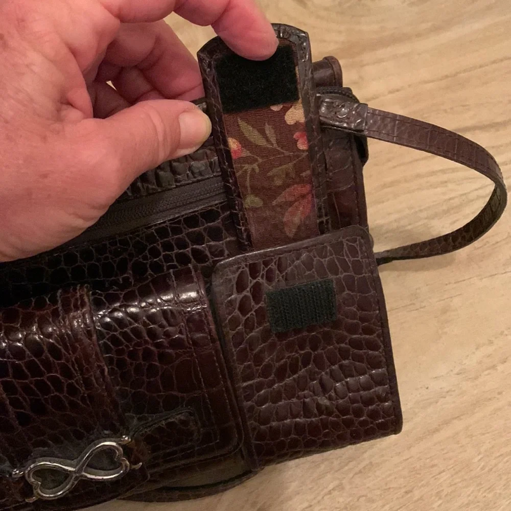 Brighton Leather Crossbody Wallet Bag - Picture 8 of 11